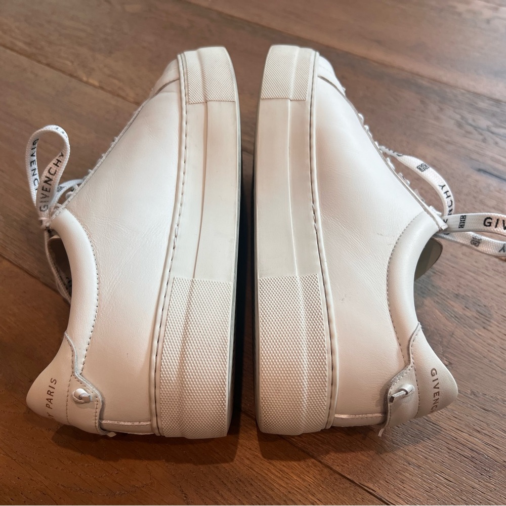 🔹Givenchy Sneakers - Picture 8 of 13